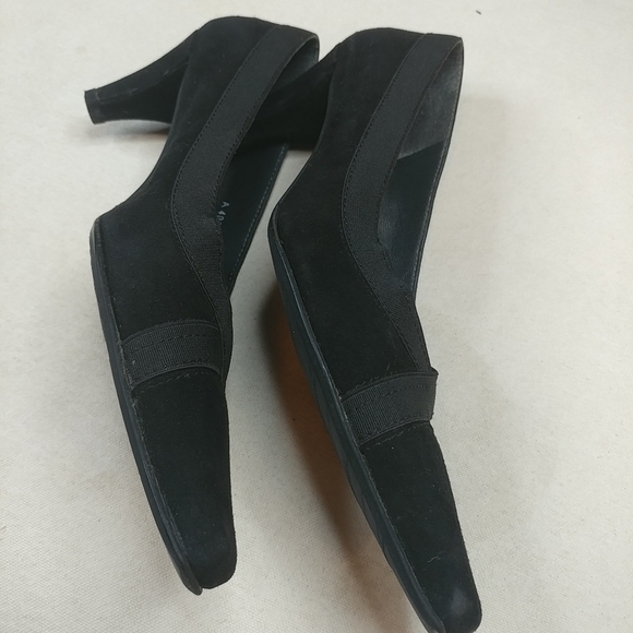 Stuart Weitzman Black Suede Square Toe Pumps. 2" H - Picture 5 of 8